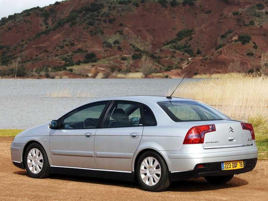  Citroen C5 HDi TwinTurbo 2004 года  (фото 13 из 16)